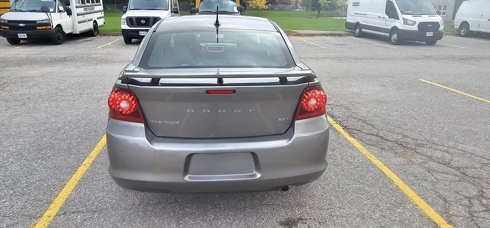 2012 Dodge Avenger Sedan - Image 3 of 13
