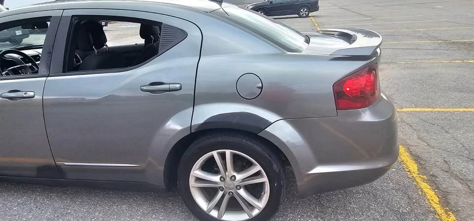 2012 Dodge Avenger Sedan - Image 4 of 13