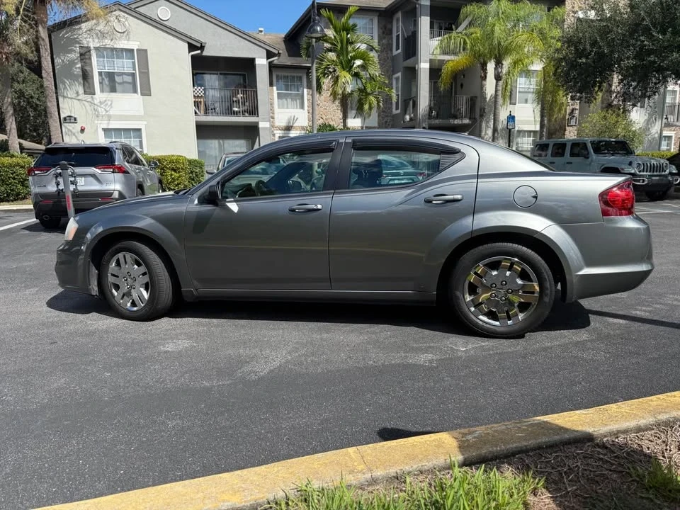 2012 Dodge Avenger Sedan - Image 2 of 19