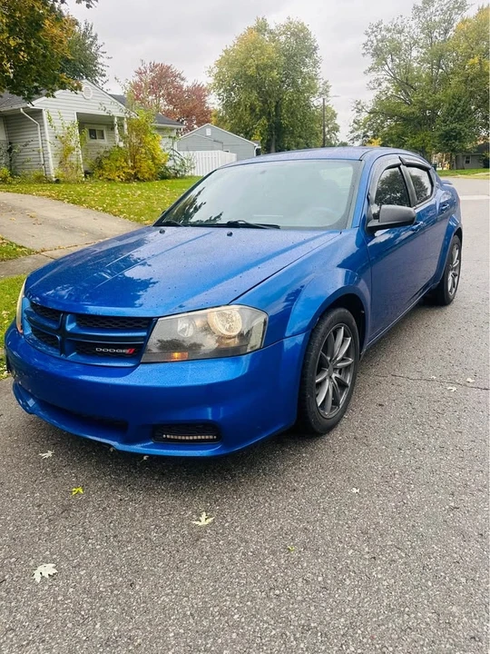 2012 Dodge Avenger Sedan - Image 10 of 16