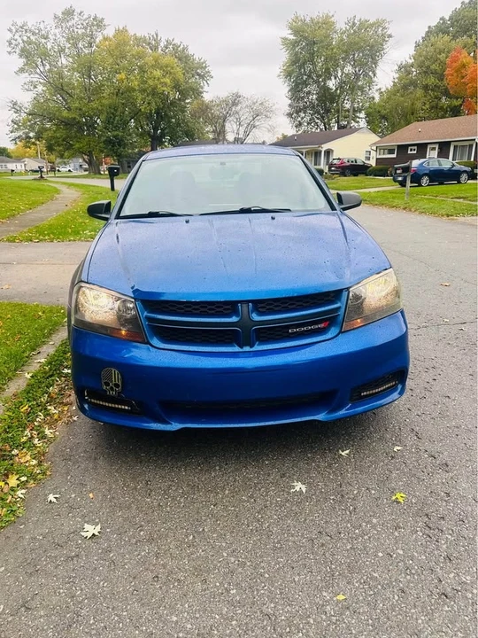 2012 Dodge Avenger Sedan - Image 2 of 16