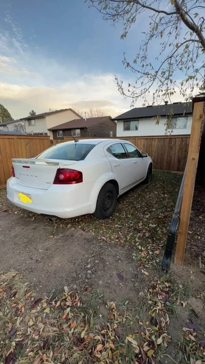 2012 Dodge Avenger Sedan - Image 2 of 8