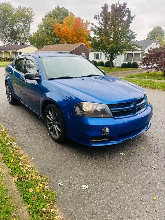 2012 Dodge Avenger Sedan - Image 4 of 16