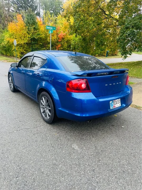 2012 Dodge Avenger Sedan - Image 7 of 16