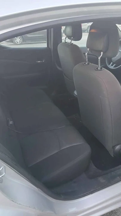 2012 Dodge Avenger Sedan - Image 3 of 10