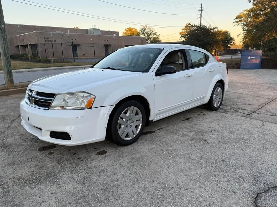 2012 Dodge Avenger Sedan - Image 7 of 12