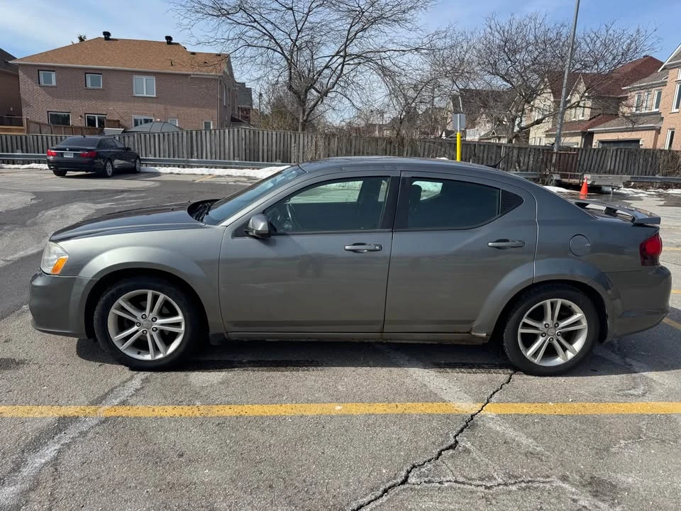 2012 Dodge Avenger Sedan - Image 2 of 14