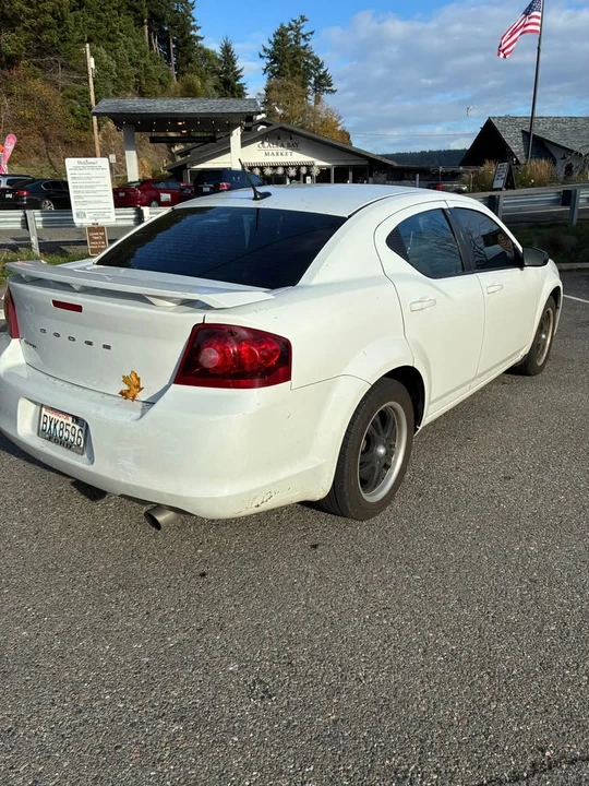 2012 Dodge Avenger Sedan - Image 4 of 18