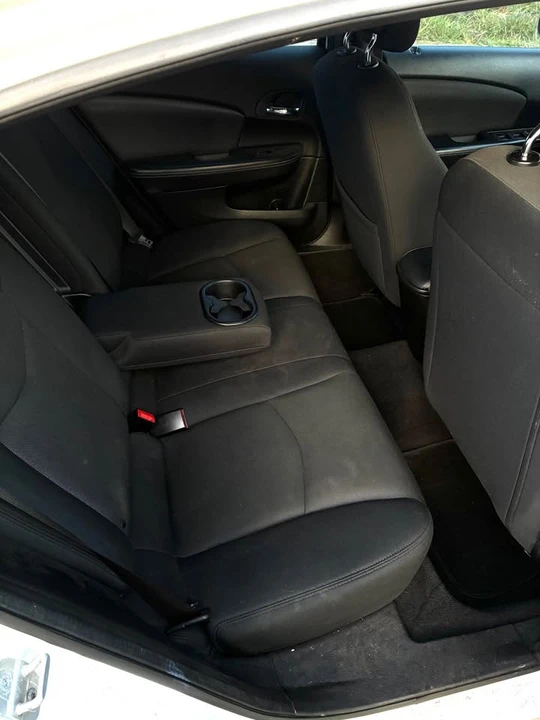 2012 Dodge Avenger Sedan - Image 10 of 18
