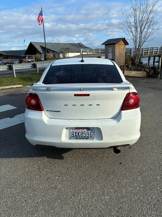 2012 Dodge Avenger Sedan - Image 5 of 18