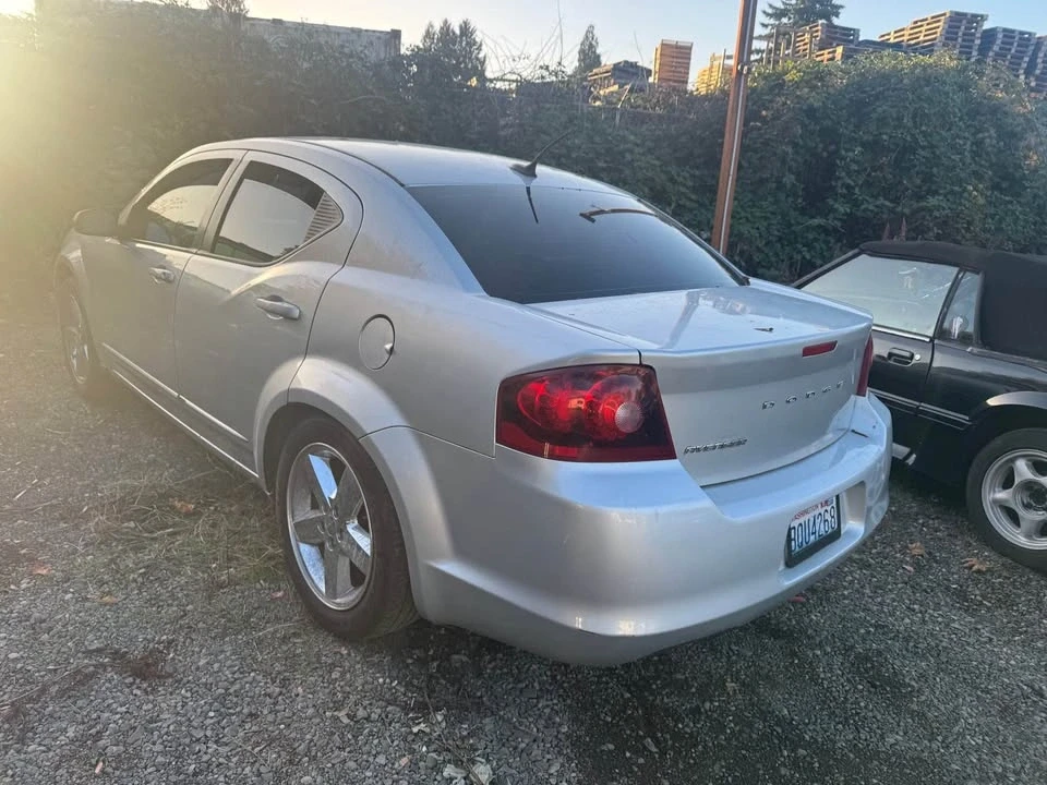 2012 Dodge Avenger Sedan - Image 3 of 5