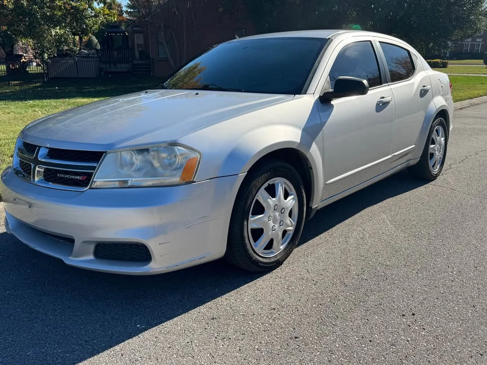 2012 Dodge Avenger Sedan - Image 2 of 10