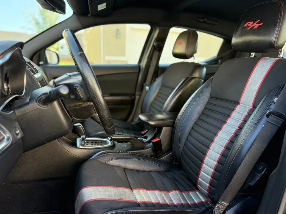 2012 Dodge Avenger Sedan - Image 11 of 12