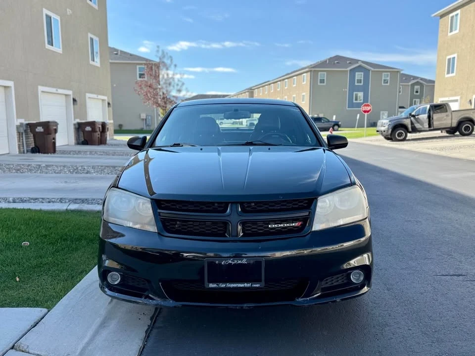 2012 Dodge Avenger Sedan - Image 2 of 12