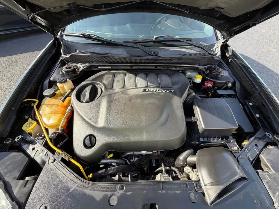 2012 Dodge Avenger Sedan - Image 11 of 15