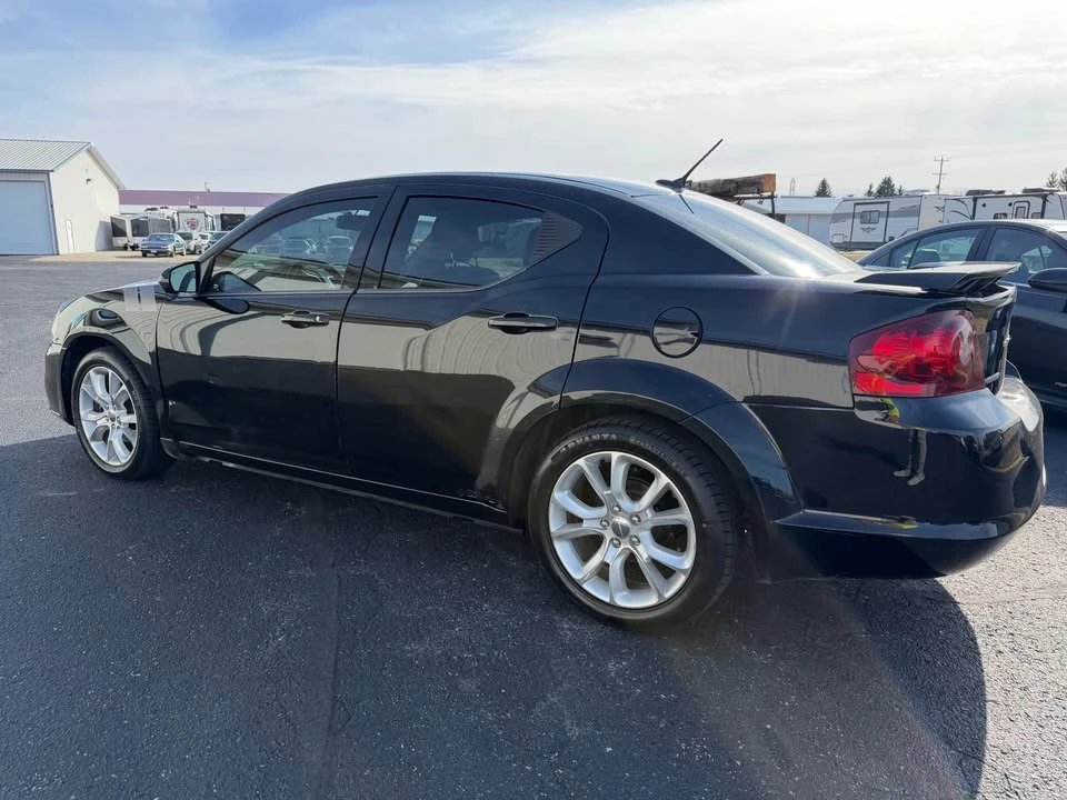 2012 Dodge Avenger Sedan - Image 4 of 15