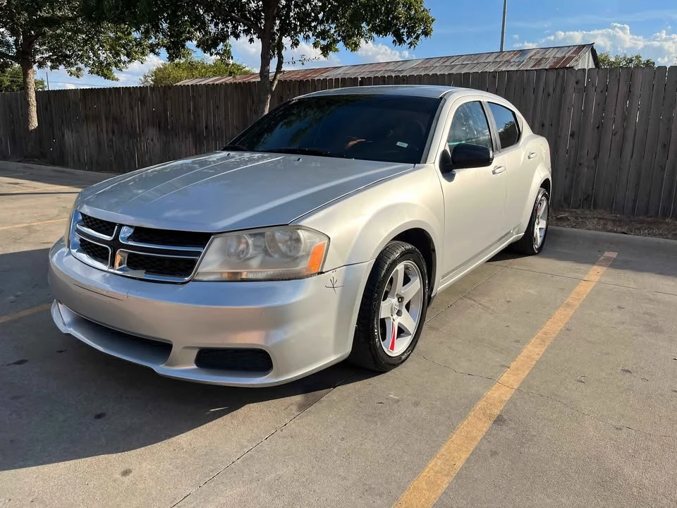 2012 Dodge Avenger Sedan - Image 11 of 13