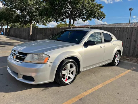 2012 Dodge Avenger SE Sedan