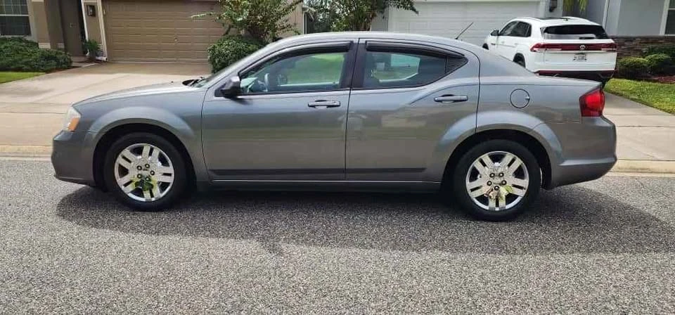 2012 Dodge Avenger Sedan - Image 6 of 9