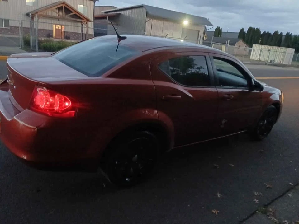 2012 Dodge Avenger Sedan - Image 4 of 6