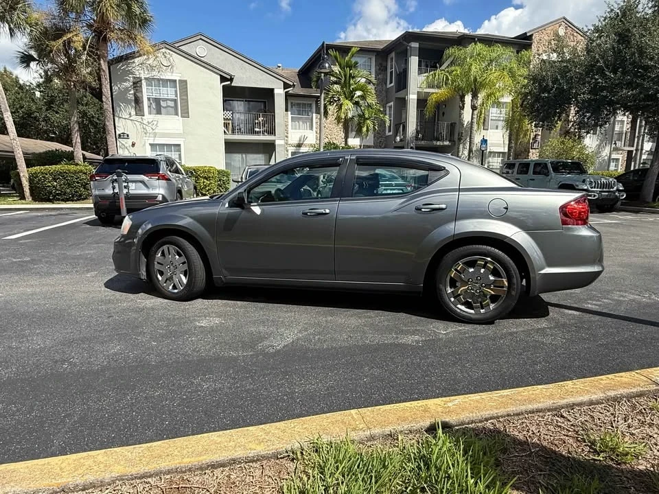 2012 Dodge Avenger Sedan - Image 5 of 16