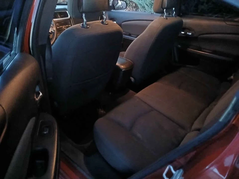2012 Dodge Avenger Sedan - Image 6 of 6