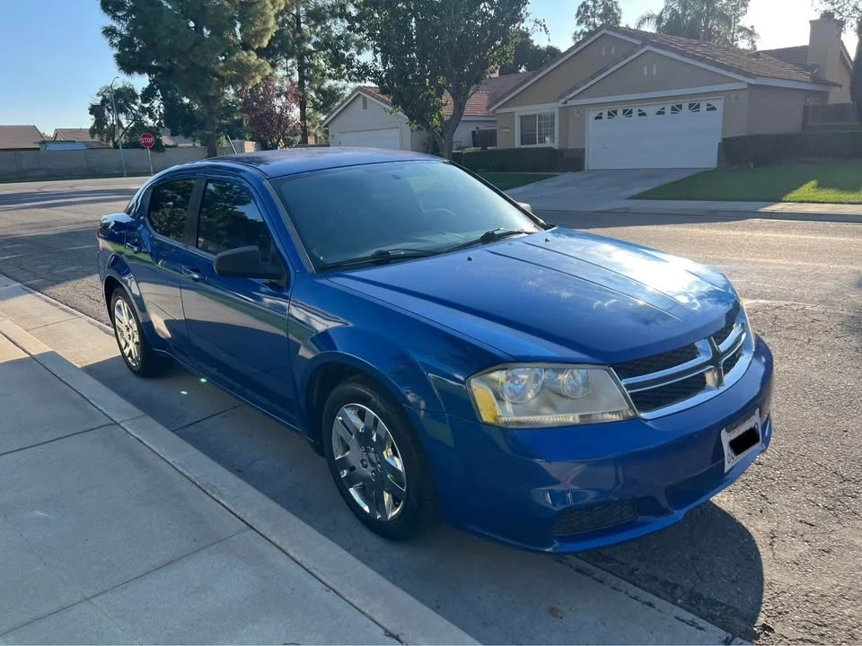 2012 Dodge Avenger Sedan - Image 4 of 6