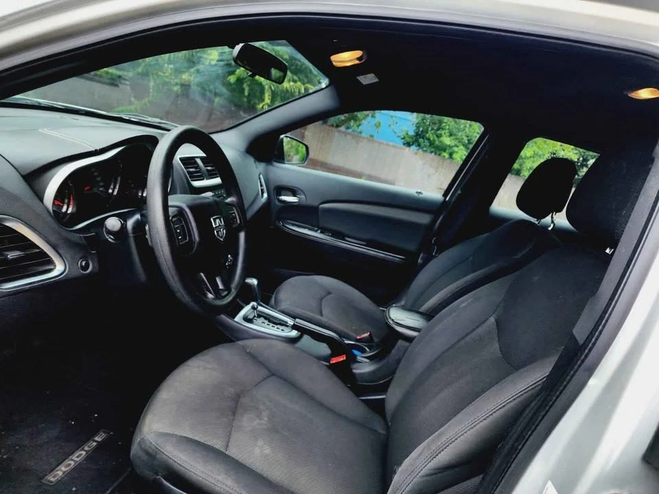 2012 Dodge Avenger Sedan - Image 4 of 5