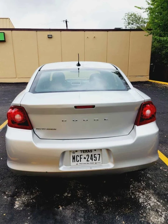 2012 Dodge Avenger Sedan - Image 5 of 13