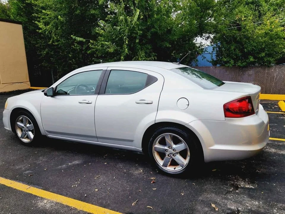 2012 Dodge Avenger Sedan - Image 6 of 13