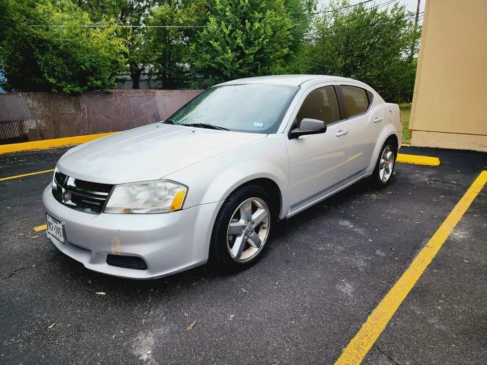 2012 Dodge Avenger Sedan - Image 3 of 13