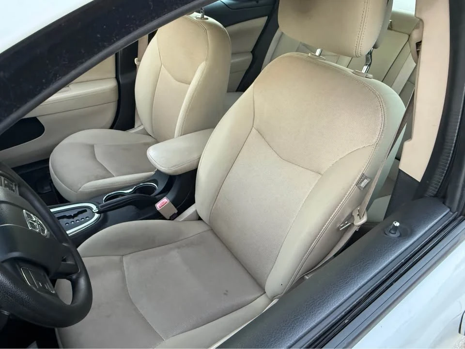 2012 Dodge Avenger Sedan - Image 9 of 14