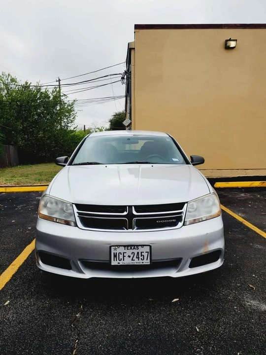 2012 Dodge Avenger Sedan - Image 2 of 5