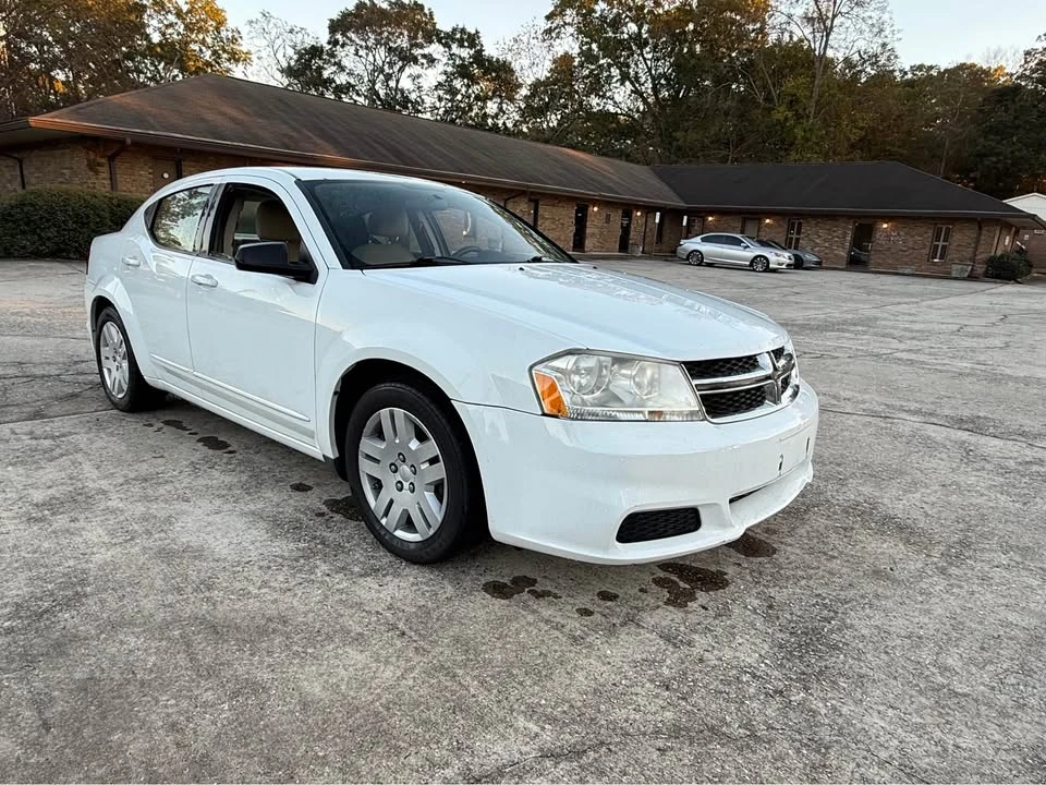 2012 Dodge Avenger Sedan - Image 8 of 14
