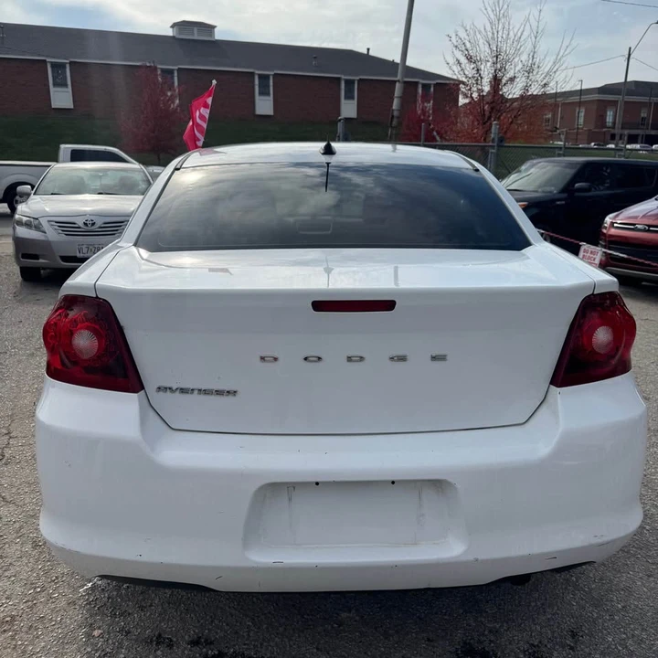 2012 Dodge Avenger Sedan - Image 3 of 10
