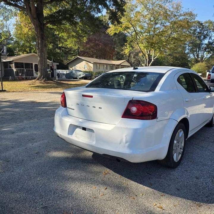 2012 Dodge Avenger Sedan - Image 3 of 6