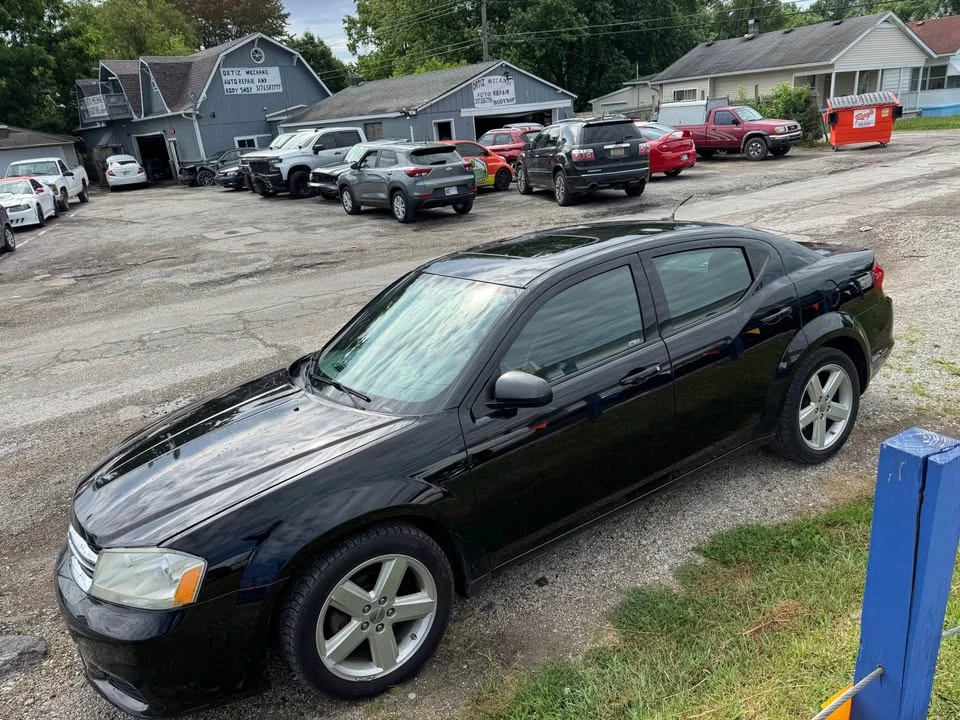2012 Dodge Avenger Sedan - Image 2 of 7