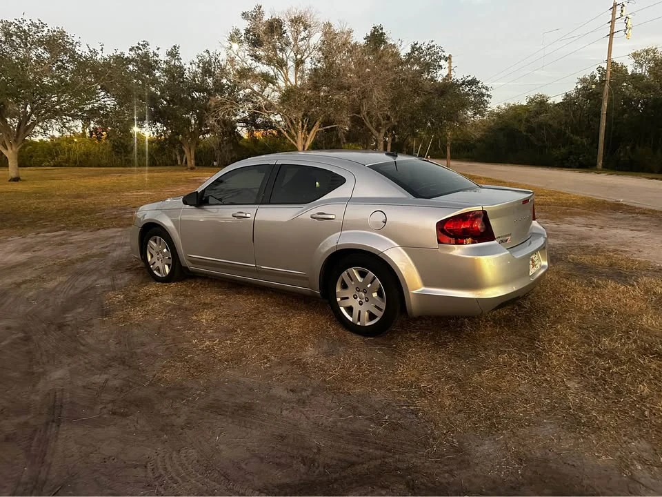2012 Dodge Avenger Sedan - Image 3 of 7
