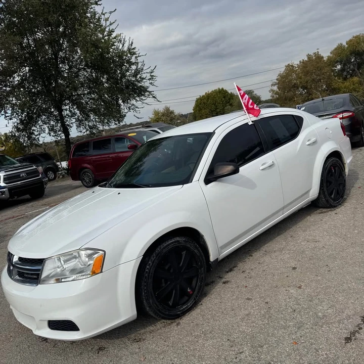 2012 Dodge Avenger Sedan - Image 6 of 15