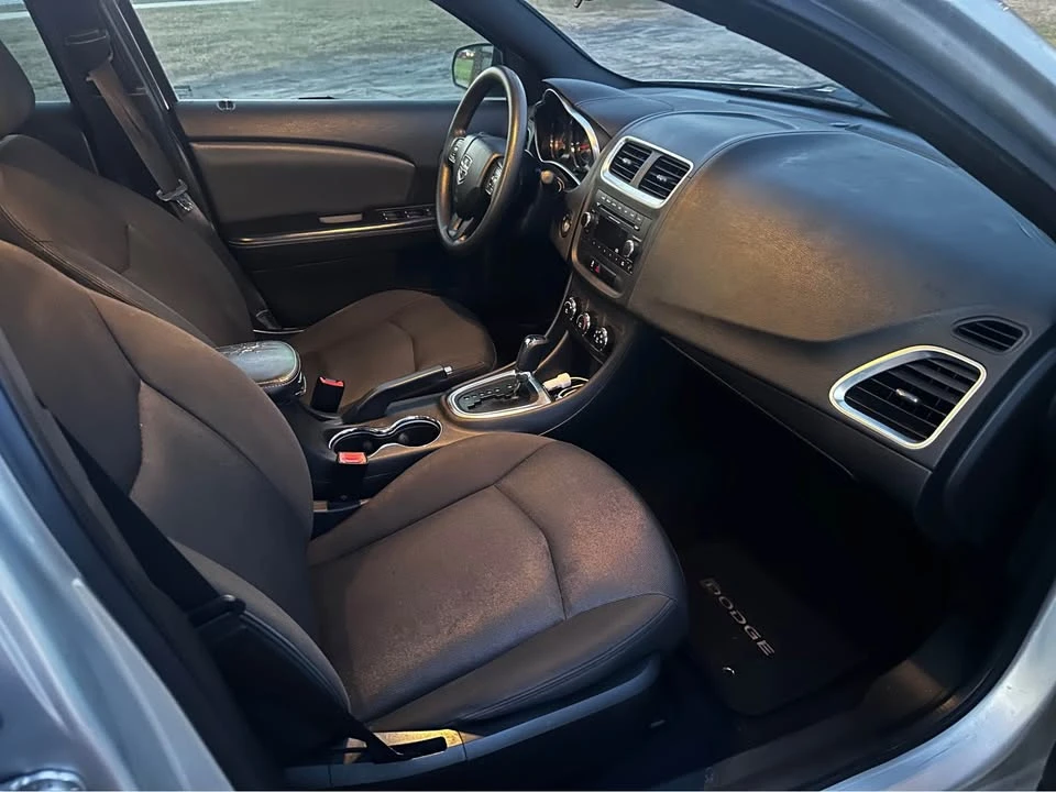 2012 Dodge Avenger Sedan - Image 6 of 7