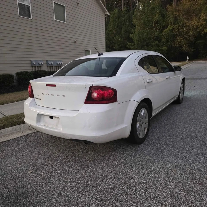 2012 Dodge Avenger Sedan - Image 3 of 6