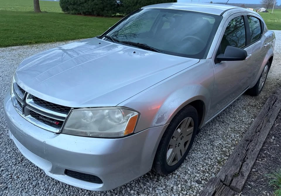 2012 Dodge Avenger Sedan - Image 2 of 3