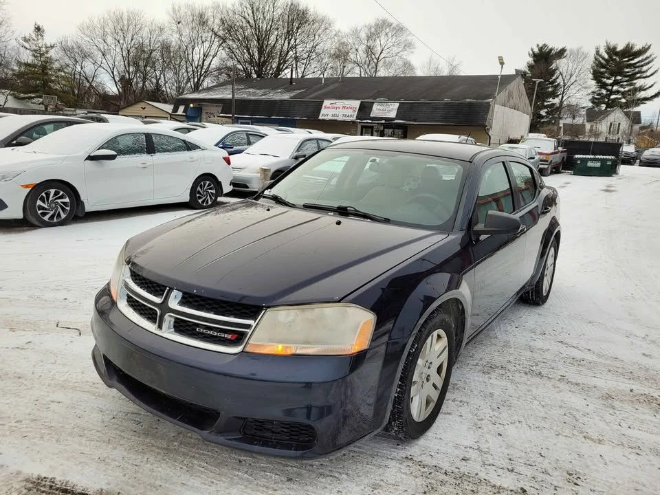 2012 Dodge Avenger Sedan - Image 6 of 12