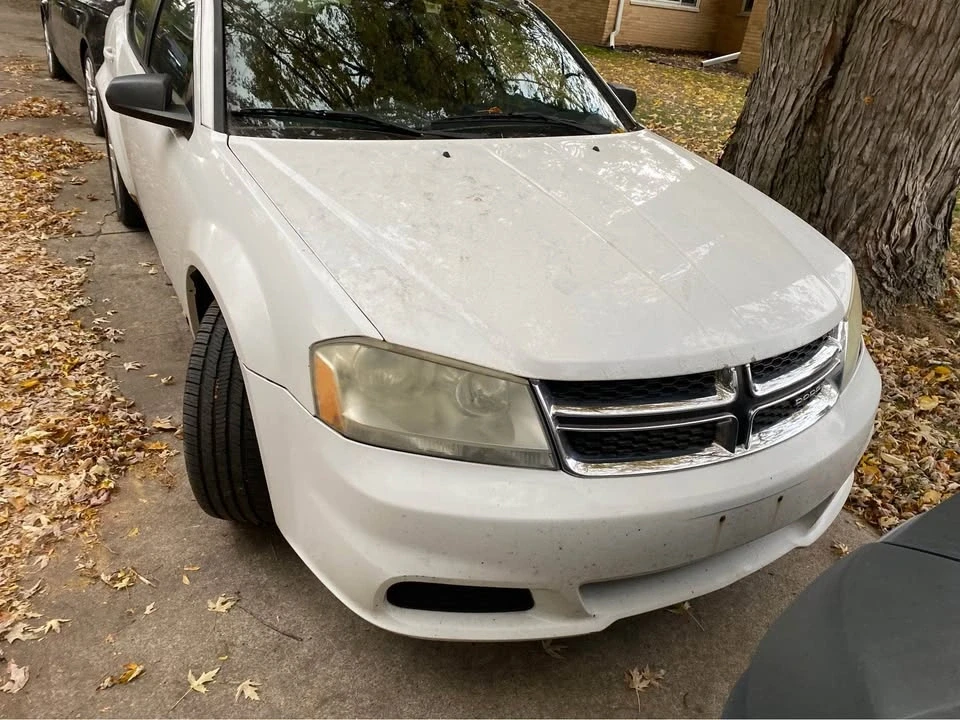 2012 Dodge Avenger Sedan - Image 3 of 6