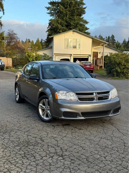 2012 Dodge Avenger Sedan - Image 2 of 9