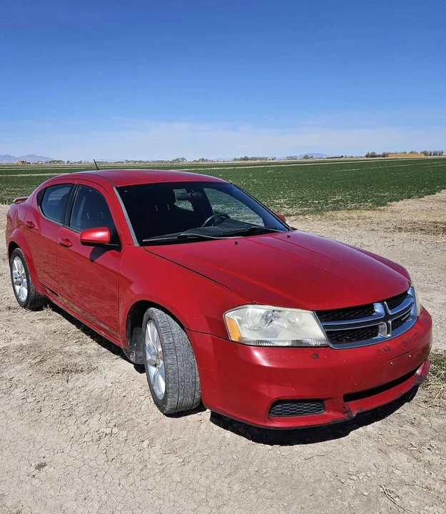 2012 Dodge Avenger Sedan - Image 2 of 12