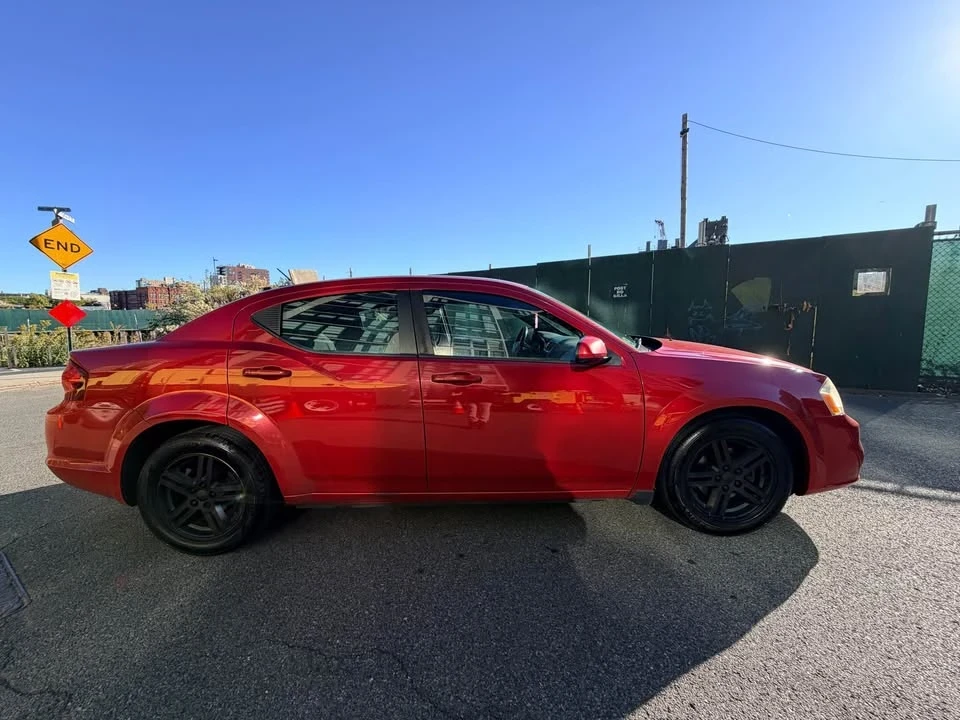 2012 Dodge Avenger Sedan - Image 2 of 11
