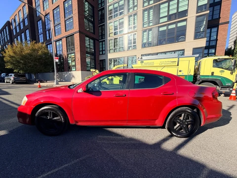2012 Dodge Avenger Sedan - Image 5 of 11