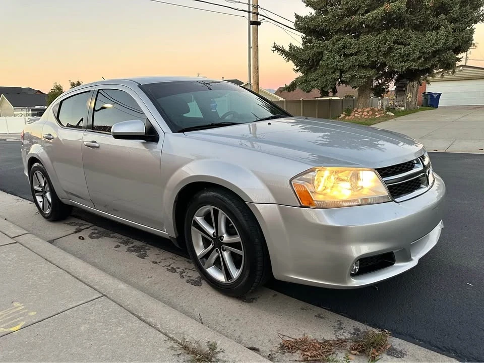 2012 Dodge Avenger Sedan - Image 2 of 15