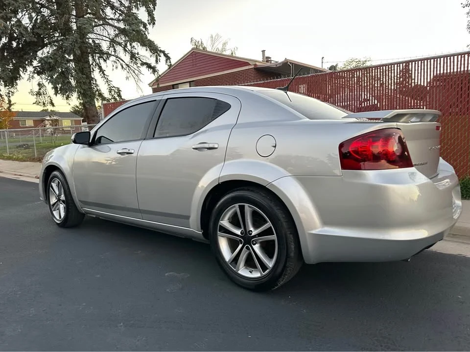 2012 Dodge Avenger Sedan - Image 5 of 15